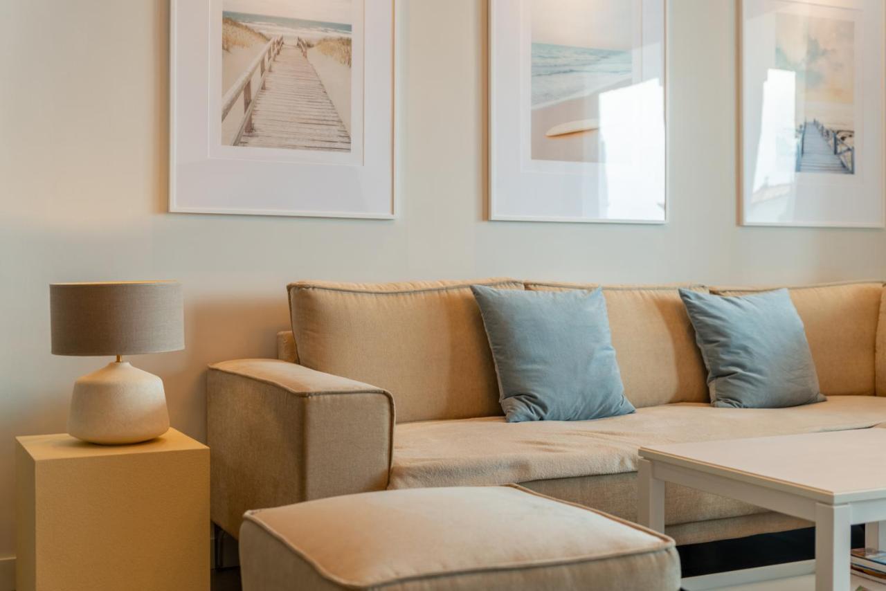Luxurious Apartment With Sea Views Blue Suites B2-103 مانيلفا المظهر الخارجي الصورة