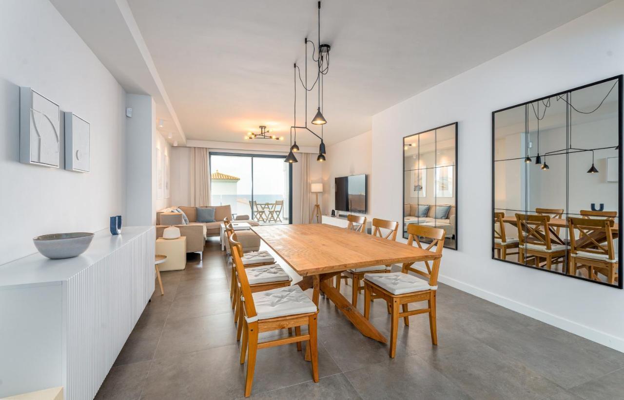 Luxurious Apartment With Sea Views Blue Suites B2-103 مانيلفا المظهر الخارجي الصورة