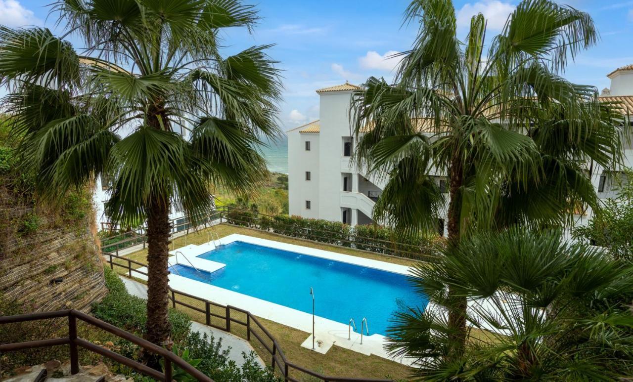 Luxurious Apartment With Sea Views Blue Suites B2-103 مانيلفا المظهر الخارجي الصورة
