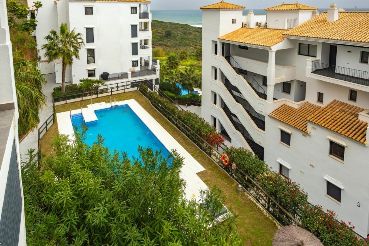 Luxurious Apartment With Sea Views Blue Suites B2-103 مانيلفا المظهر الخارجي الصورة